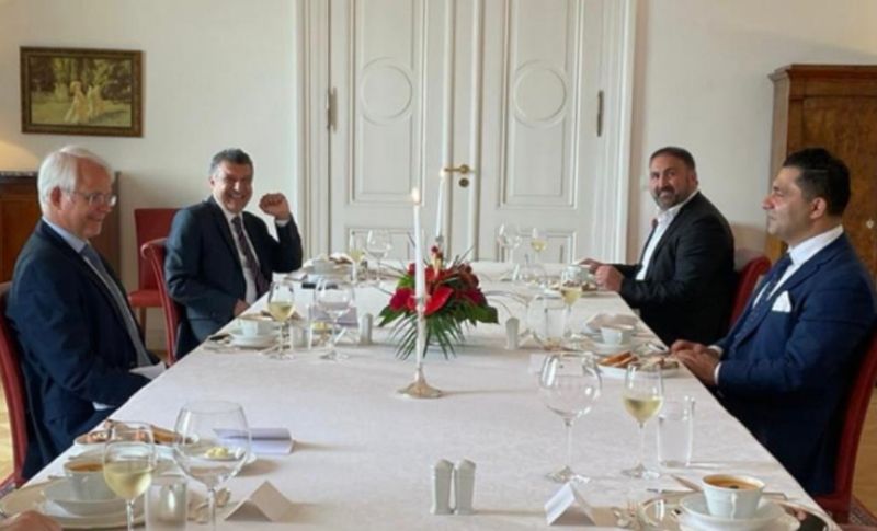 You are currently viewing Diplomatlar Birliği Heyetinden Almanya Federal Cumhuriyeti İstanbul Başkonsolosuna Ziyaret
