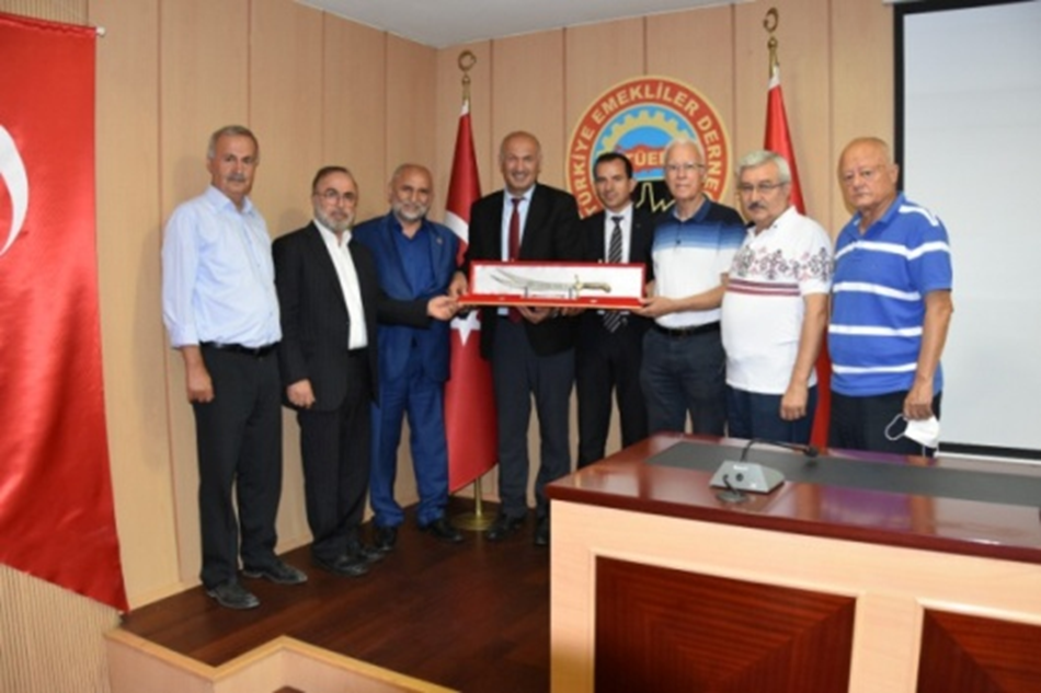 You are currently viewing TÜRKİYE EMEKLİLER DERNEGİNİ ZİYARETİMİZ